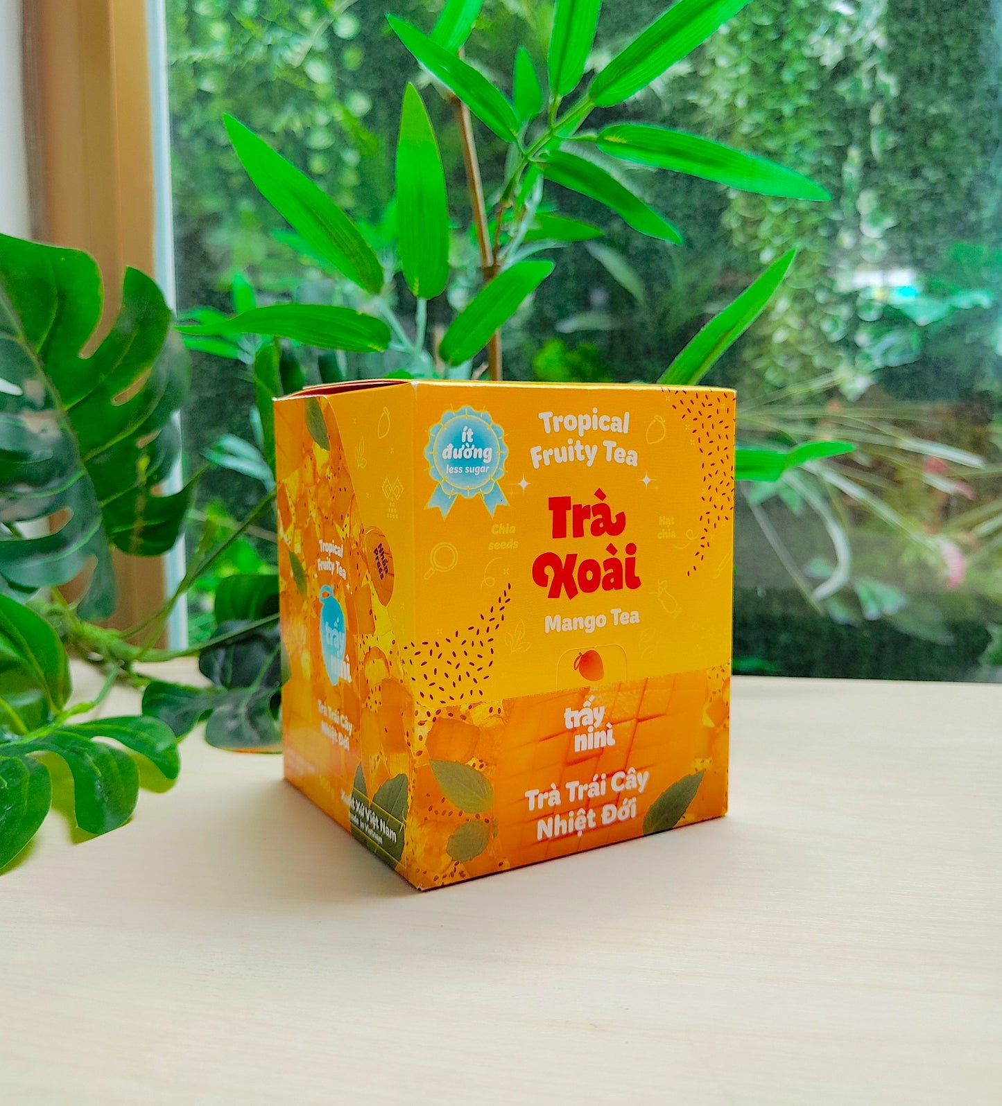 TRAYNINI Tropical Fruity Tea Box With Mango, Lychee, Passion Fruit & Soursop Flavours 100g