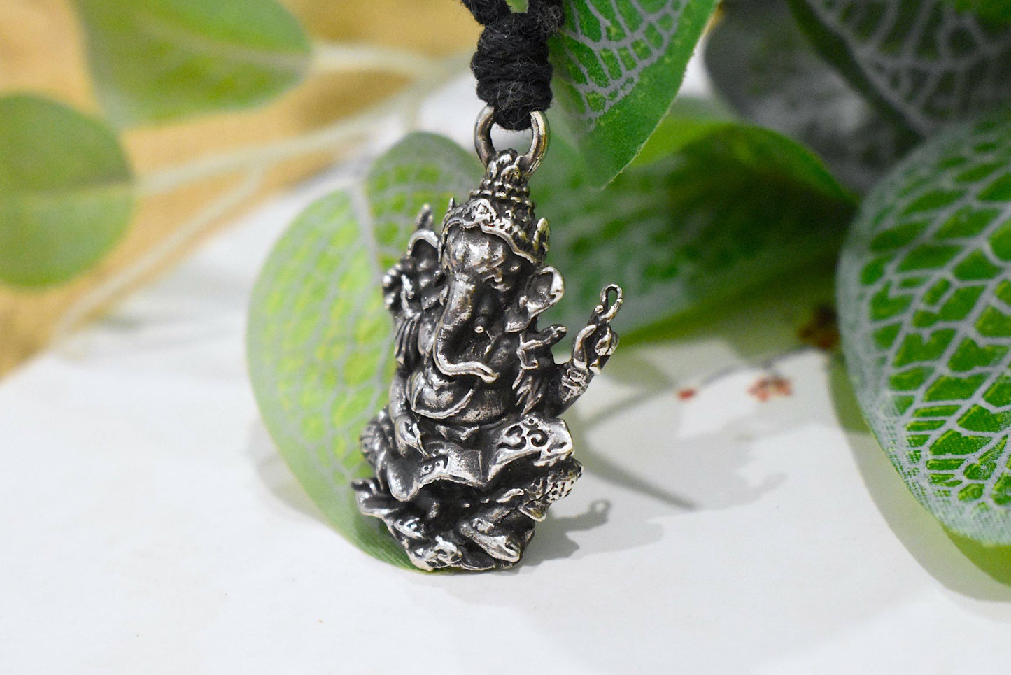 Hindu Ganesh Elephant God Silver Pewter Gold Brass Necklace Pendant Jewelry