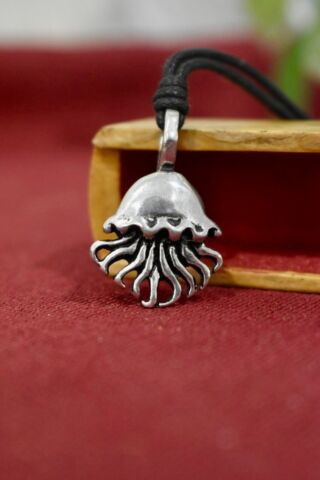 Jelly Fish Silver Pewter Gold Brass Charm Necklace Pendant Jewelry