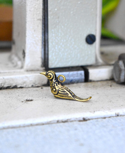 Lovely Small Bird Gold Brass Charm Necklace Pendant Jewelry