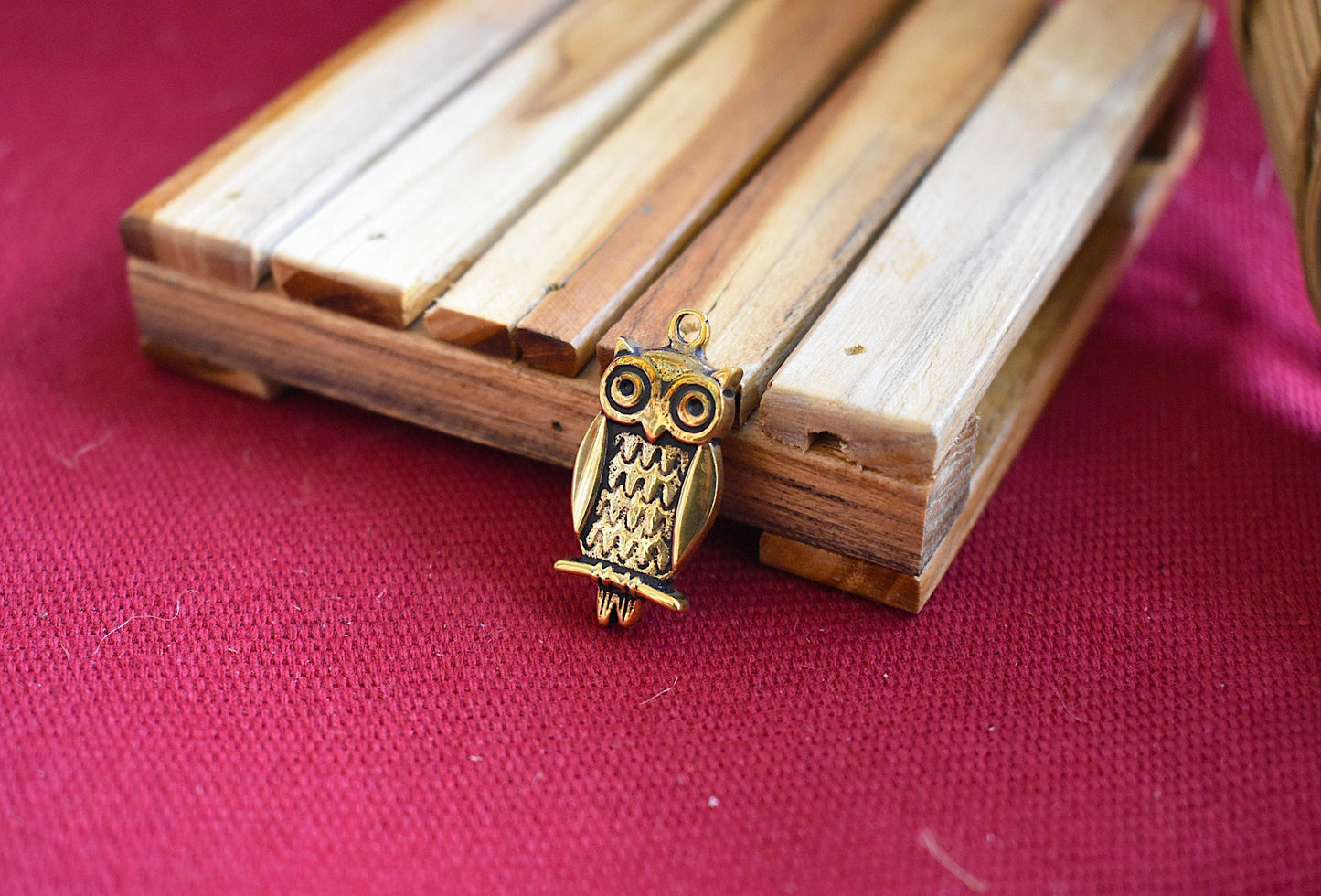 Unique Owl Bird Handmade Gold Brass Necklace Pendant Jewelry