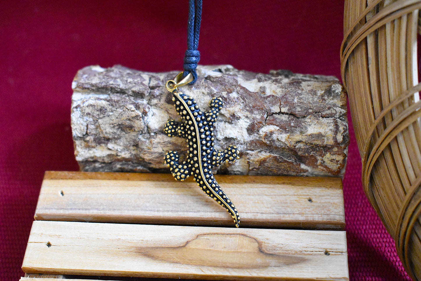 Gecko Silver Pewter Gold Brass Charm Necklace Pendant Jewelry