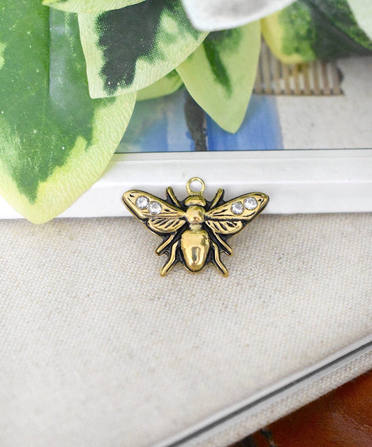 Horse Fly Bug Gold Brass Necklace Pendant Jewelry