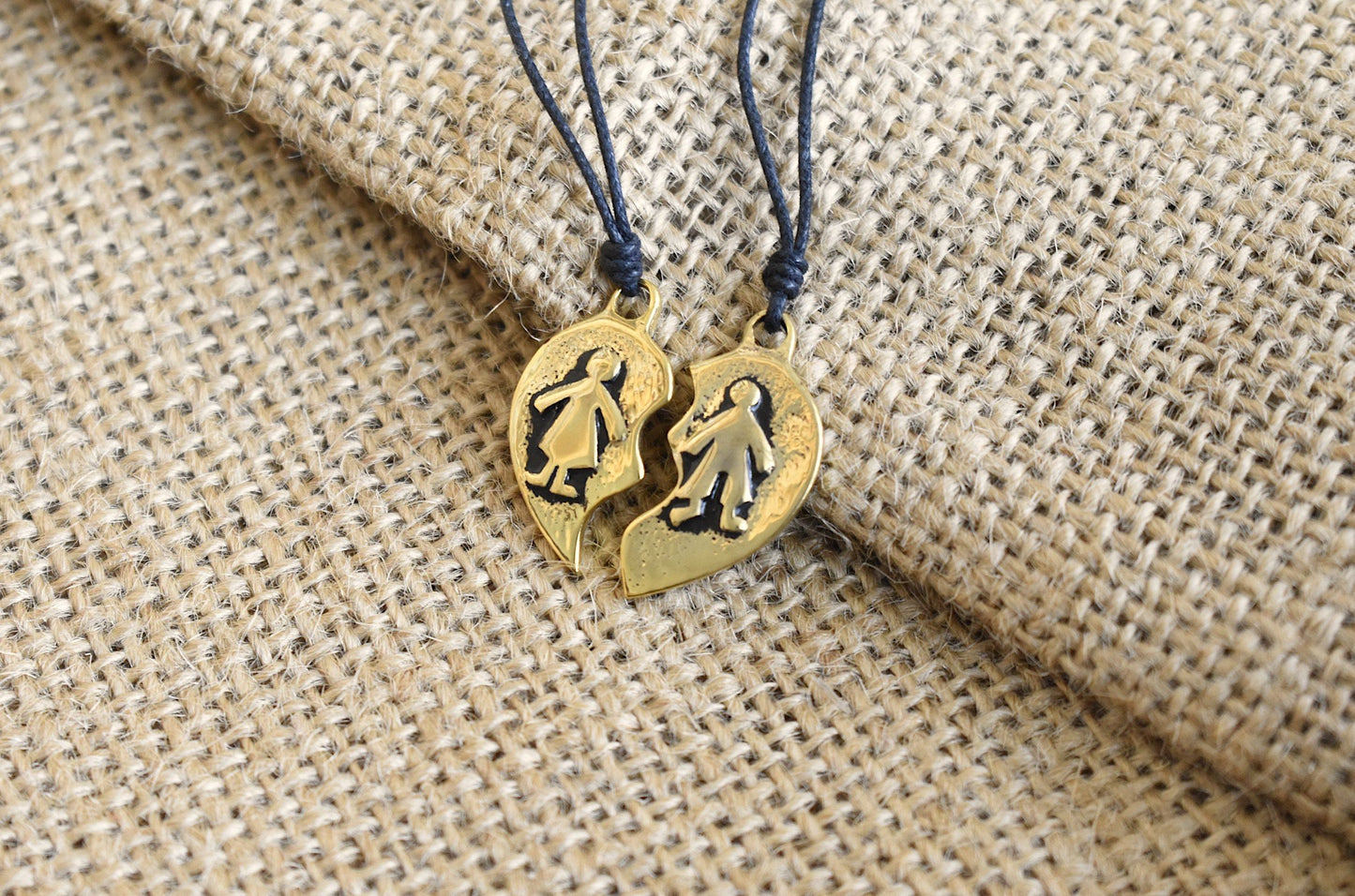 Bestfriend Couple Pendant Silver Pewter Gold Brass Charm Necklace Pendant Jewelr