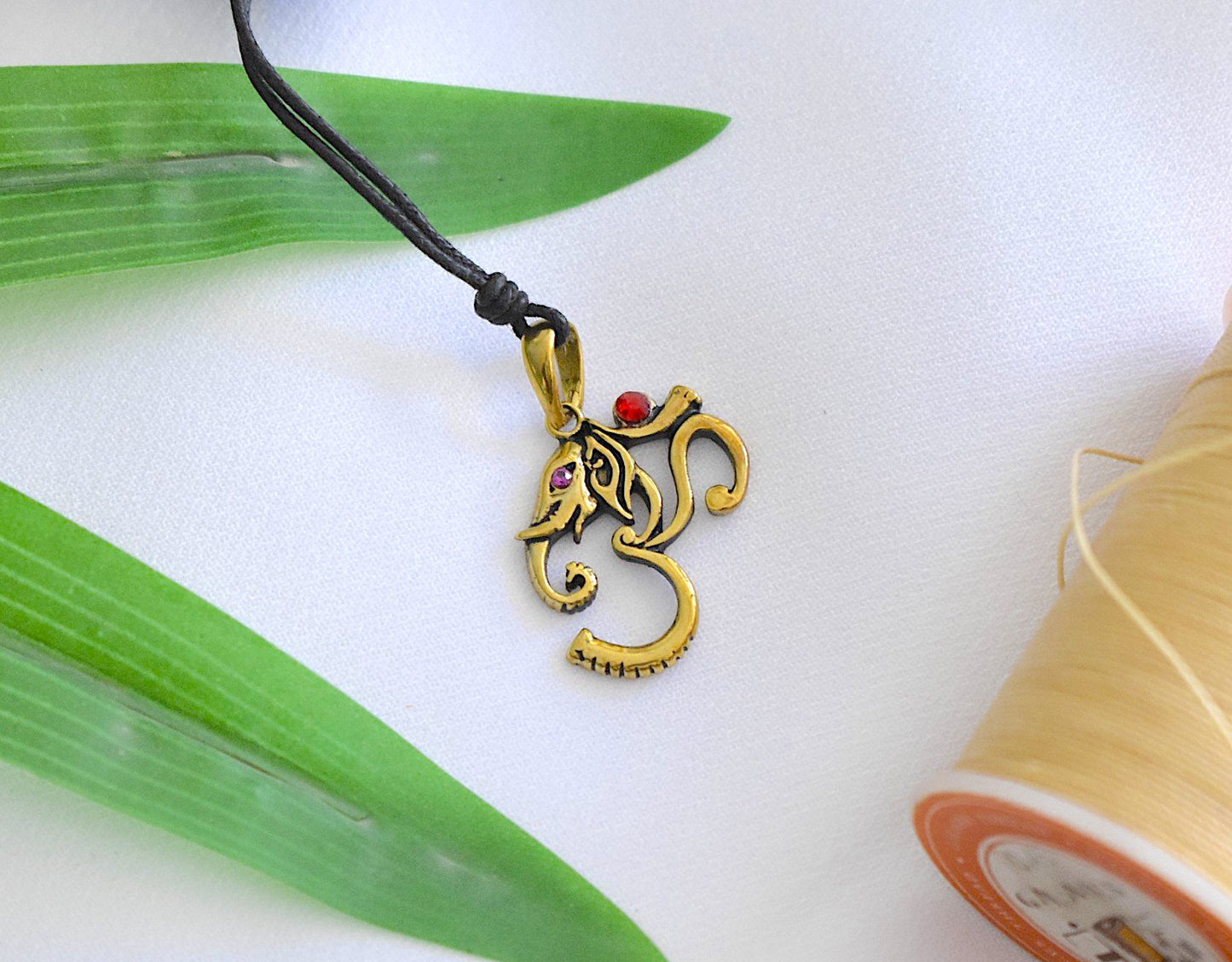 Hindu Ohm Aum Om Handcrafted Silver Pewter Brass Charm Necklace Pendant Jewelry