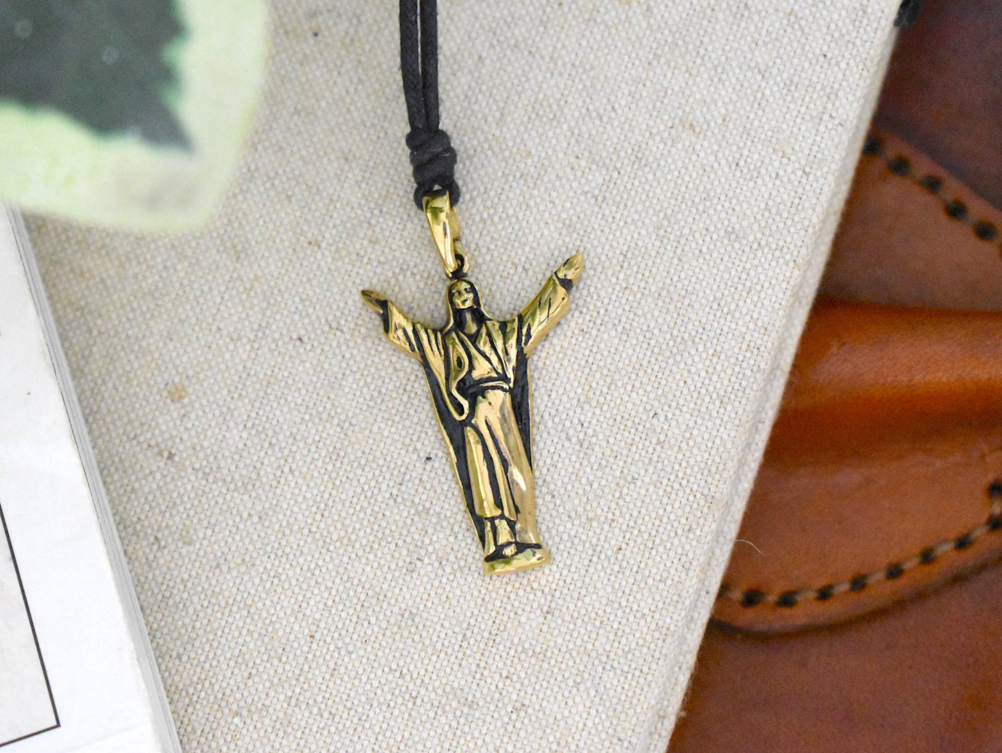 Virgin Mary Mother's Jesus Christian Sterling Silver Pewter Gold Brass Necklace Pendant Jewelry