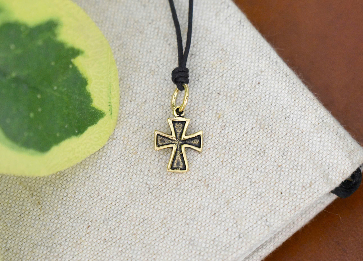 Christian Cross Sterling-silver Pewter Gold Brass Charm Necklace Pendent Jewelry